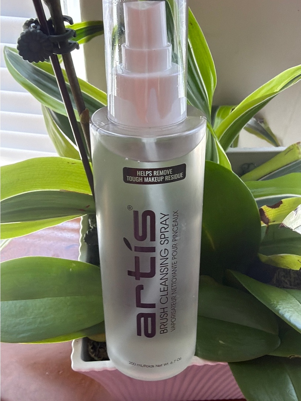 artis Brush Cleansing Spray in Frosted White with Purple Logo